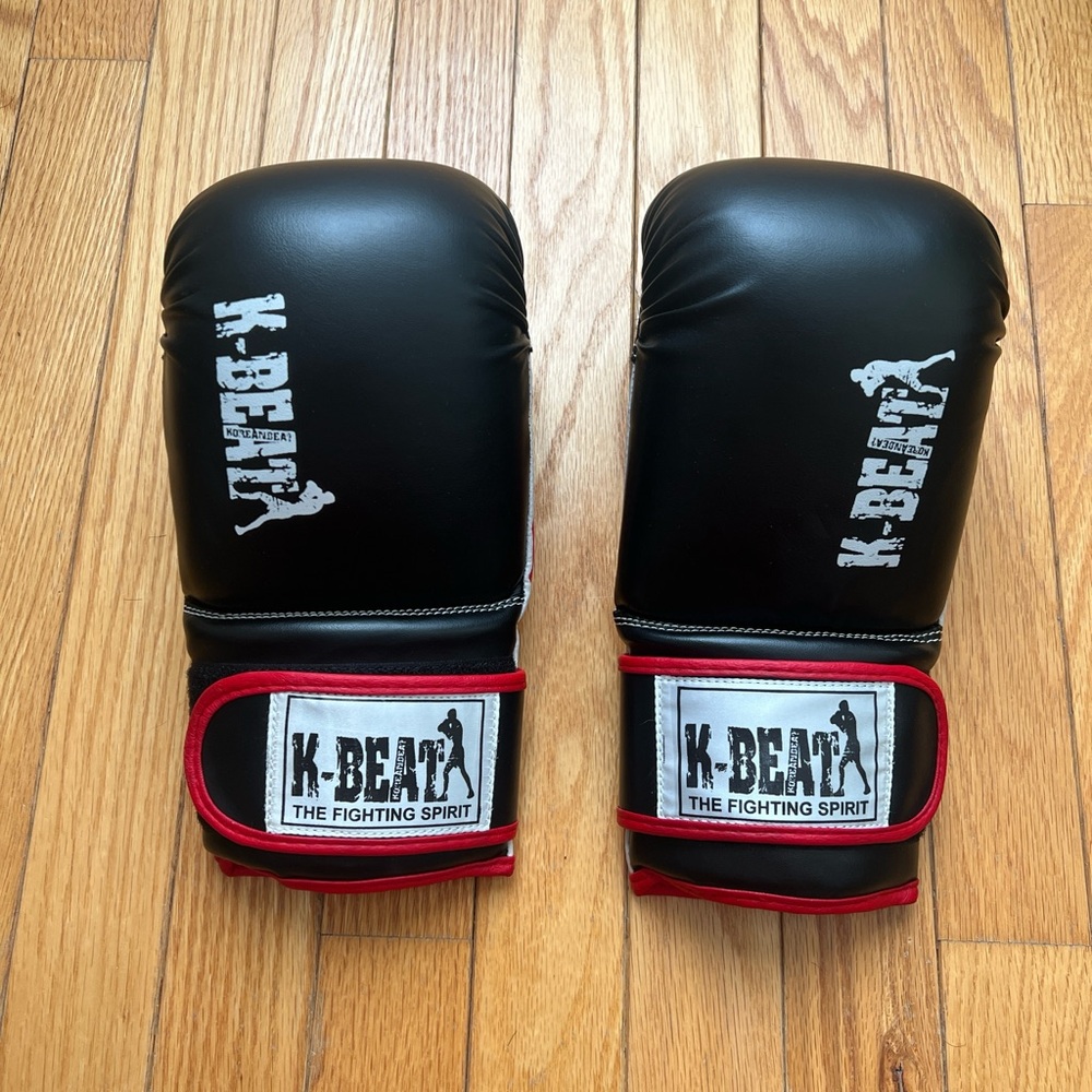 K-Beat Black Boxing Gloves